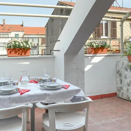 Apartment Appartamento La Terrazza Del Sole *